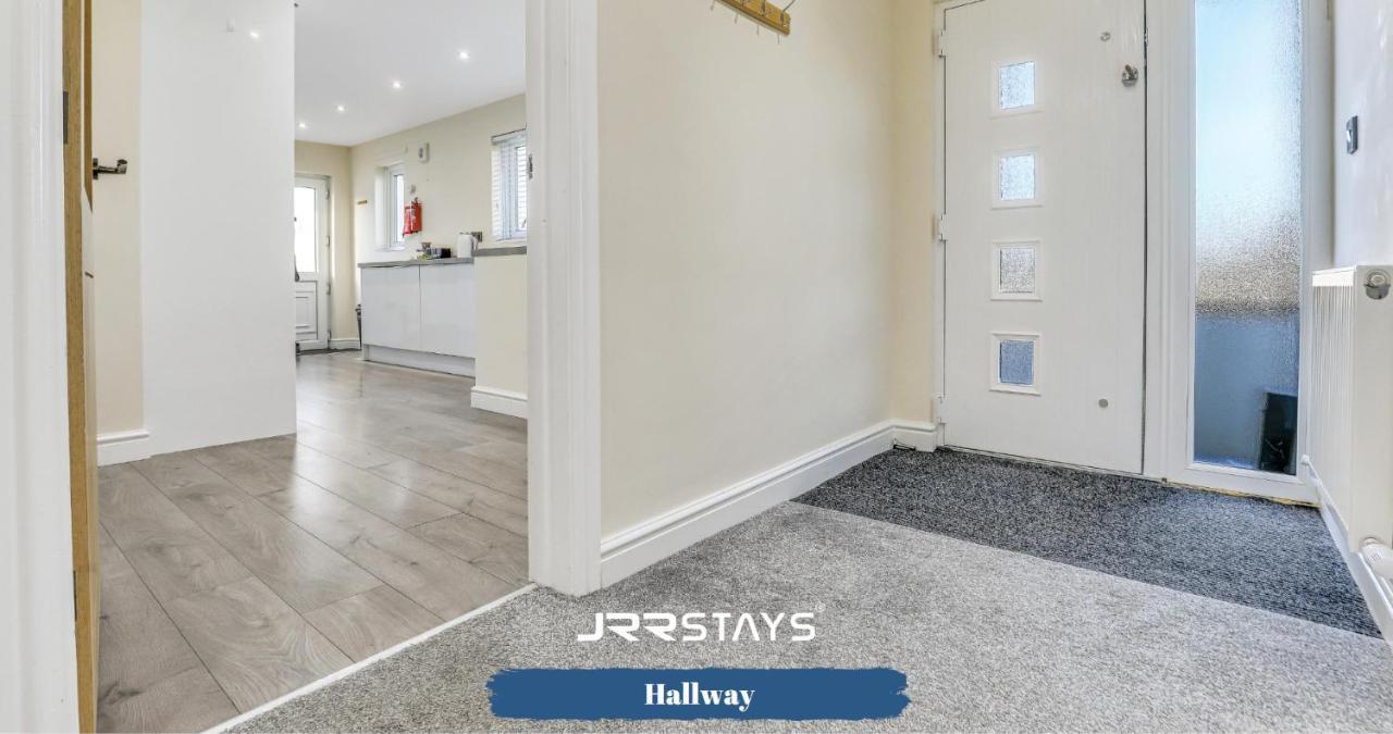 Cockermouth - 3 Bedroom, Sleeps 10 Garden - Jrr Stays Eksteriør billede